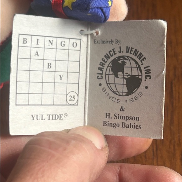 Festive Elf Plush Toy with Green and Red Highlights - Picture 3 of 5